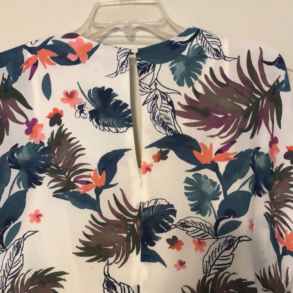 Adelyn Rae Romper - Picture 5 of 5